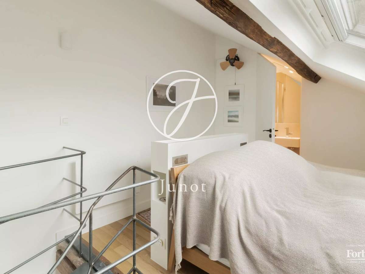 Apartment Paris 7e