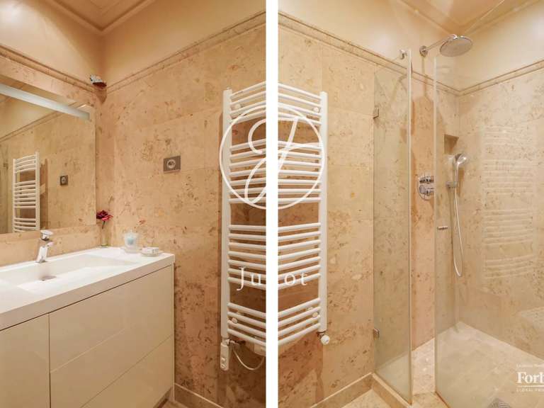 Apartment Paris 7e - 3 bedrooms - 119m²