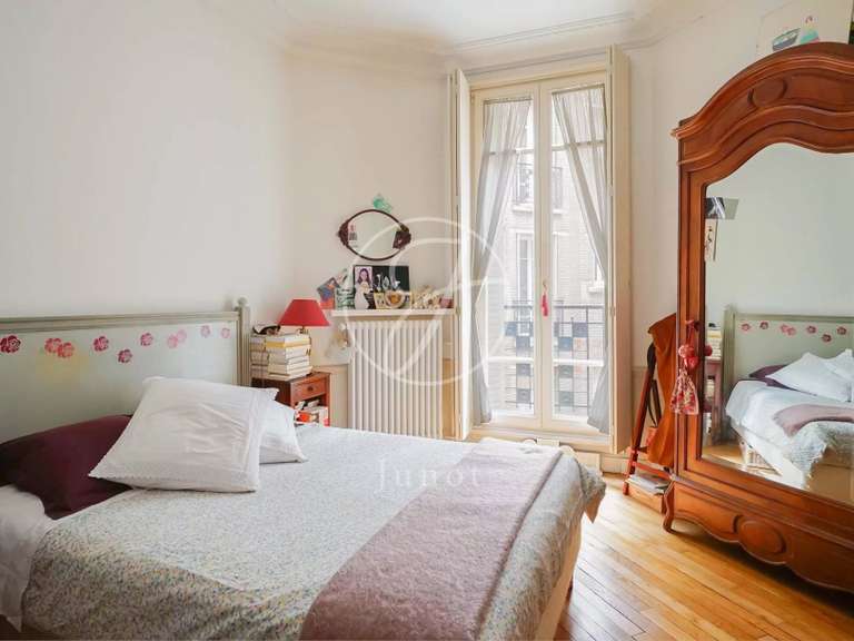 Appartement Paris 7e - 3 chambres - 119m²
