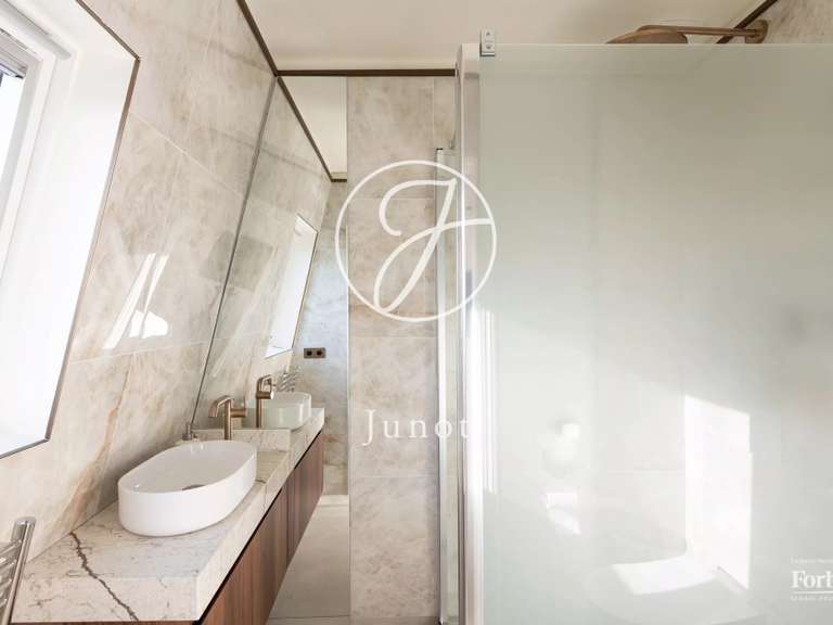 Apartment Paris 7e - 2 bedrooms - 111m²