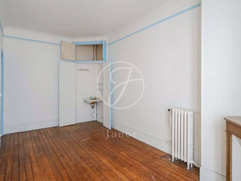 Appartement Paris 7e - 3 chambres - 117m²