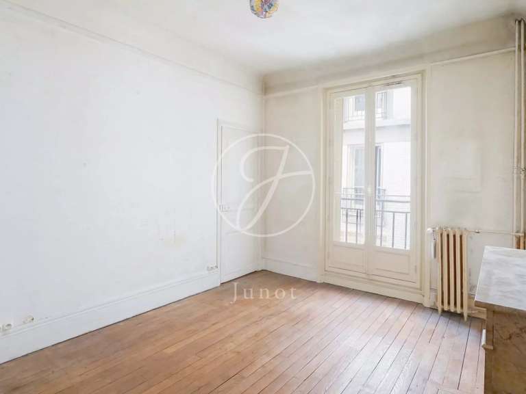 Appartement Paris 7e - 3 chambres - 117m²