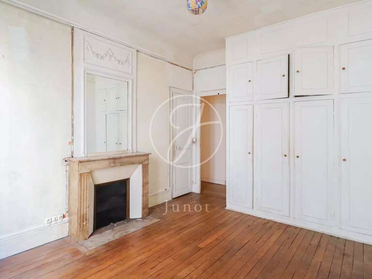 Appartement Paris 7e - 3 chambres - 117m²