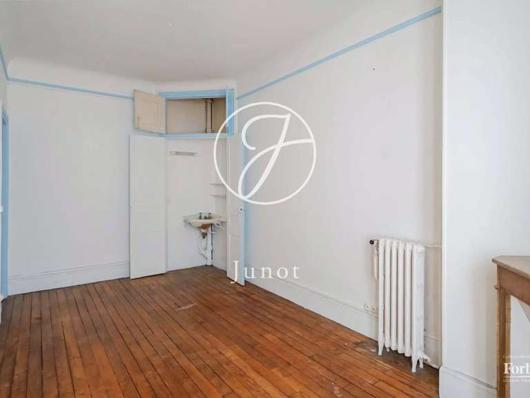 Appartement Paris 7e - 3 chambres - 117m²