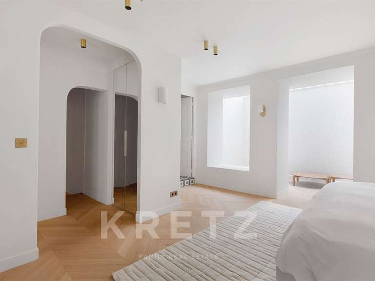 Appartement Paris 7e - 3 chambres - 200m²