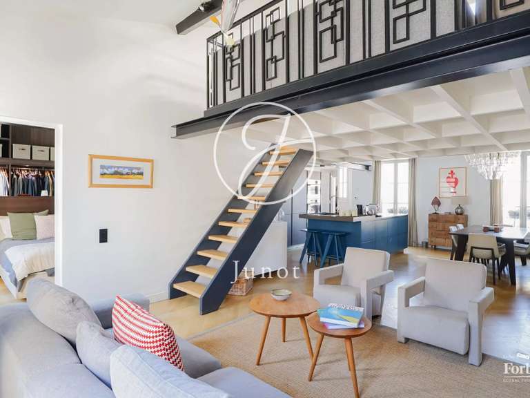 Appartement Paris 7e - 3 chambres - 130m²