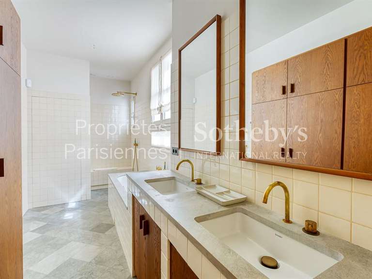 Appartement Paris 7e - 1 chambre - 80m²