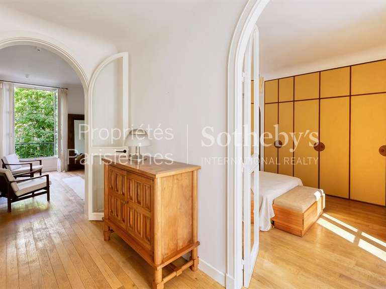 Appartement Paris 7e - 1 chambre - 80m²