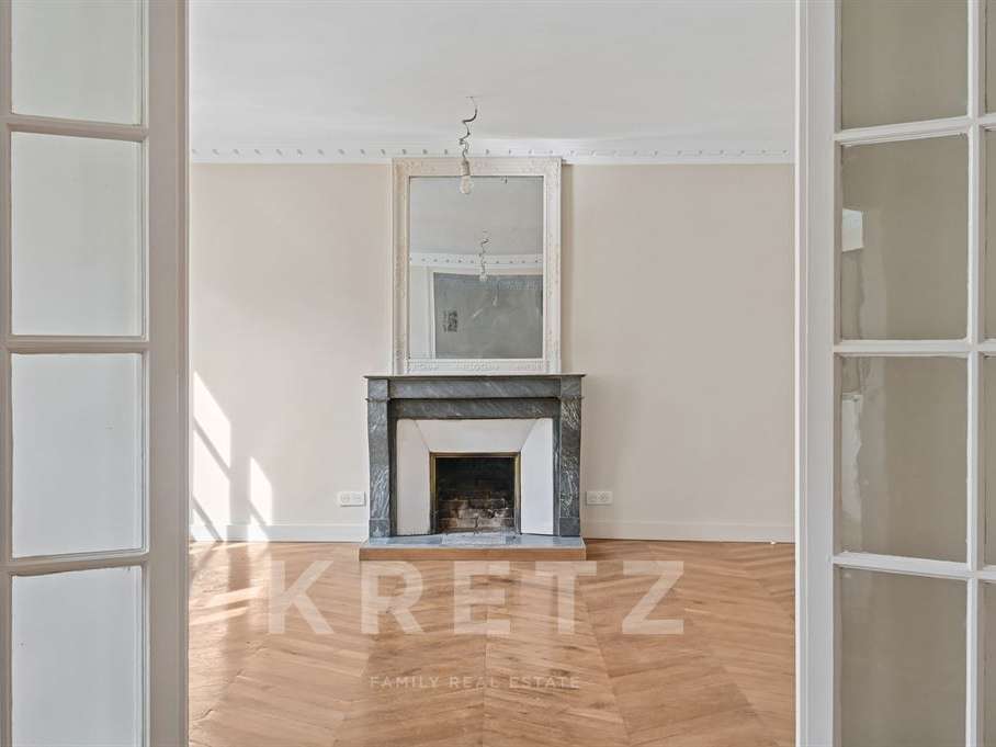 Apartment Paris 7e