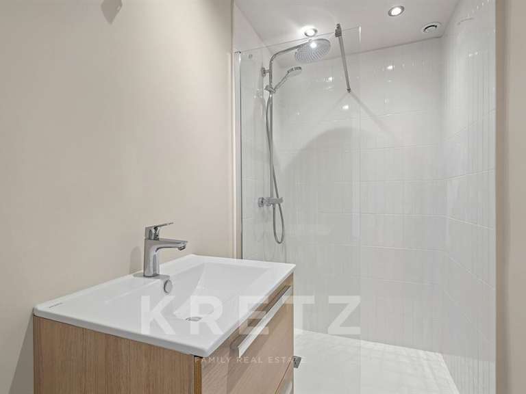 Appartement Paris 7e - 2 chambres - 107m²