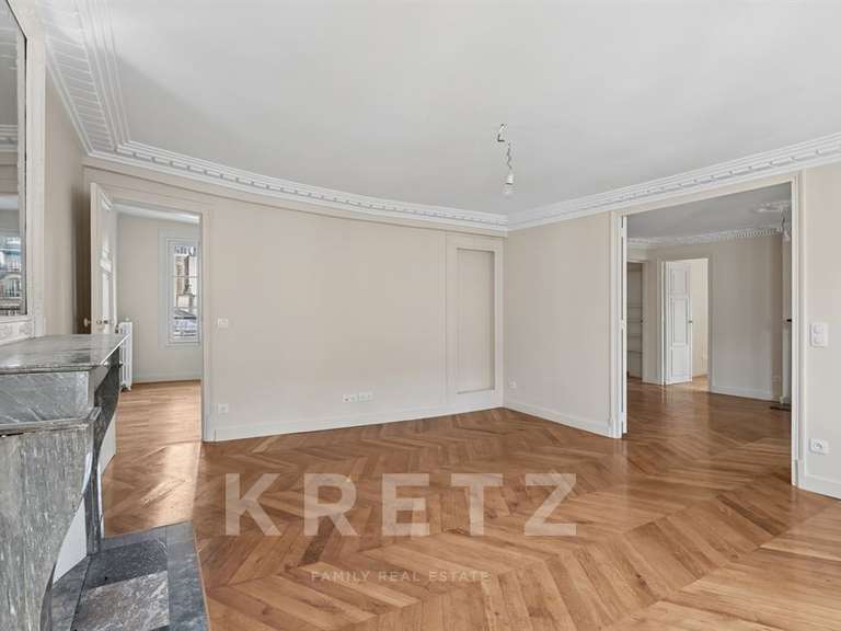 Apartment Paris 7e - 2 bedrooms - 107m²
