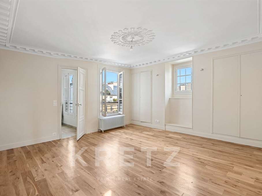 Apartment Paris 7e