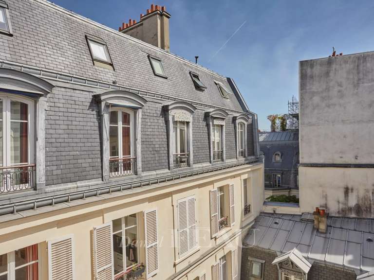 Appartement Paris 7e - 2 chambres - 136m²