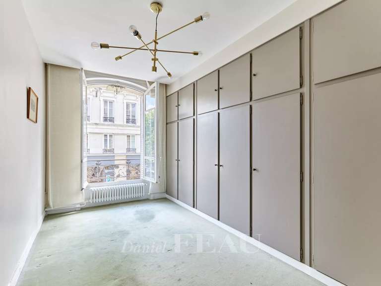 Appartement Paris 7e - 3 chambres - 120m²