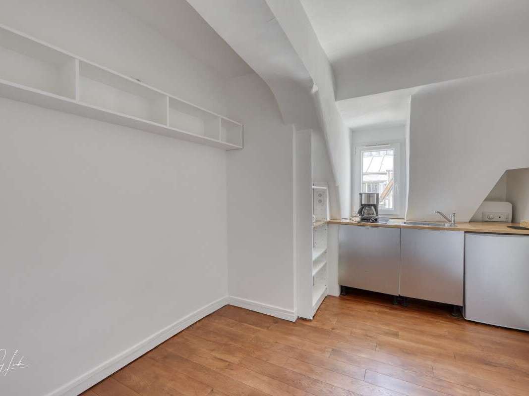 Apartment Paris 7e