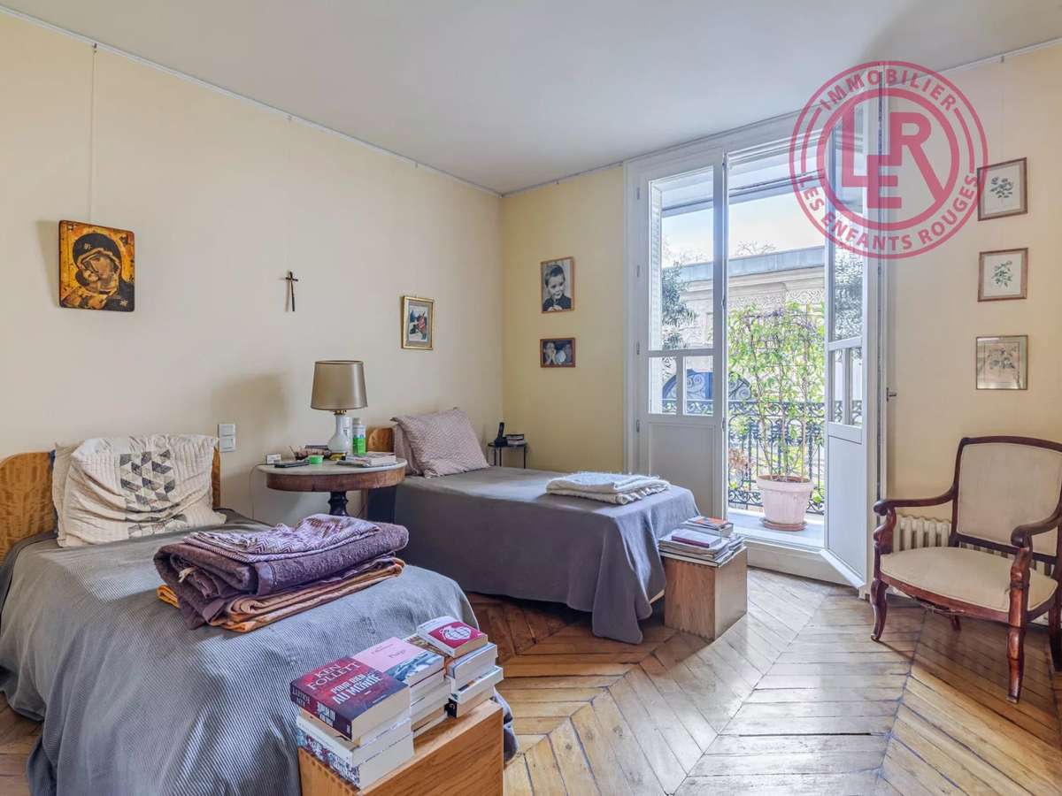 Apartment Paris 7e