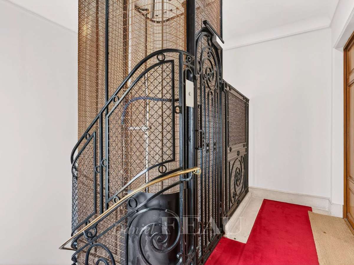 Apartment Paris 7e