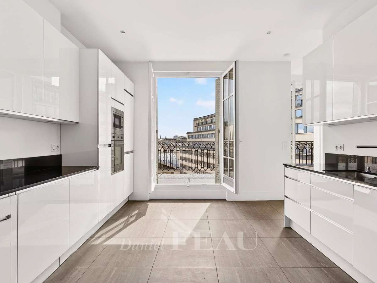 Apartment Paris 7e