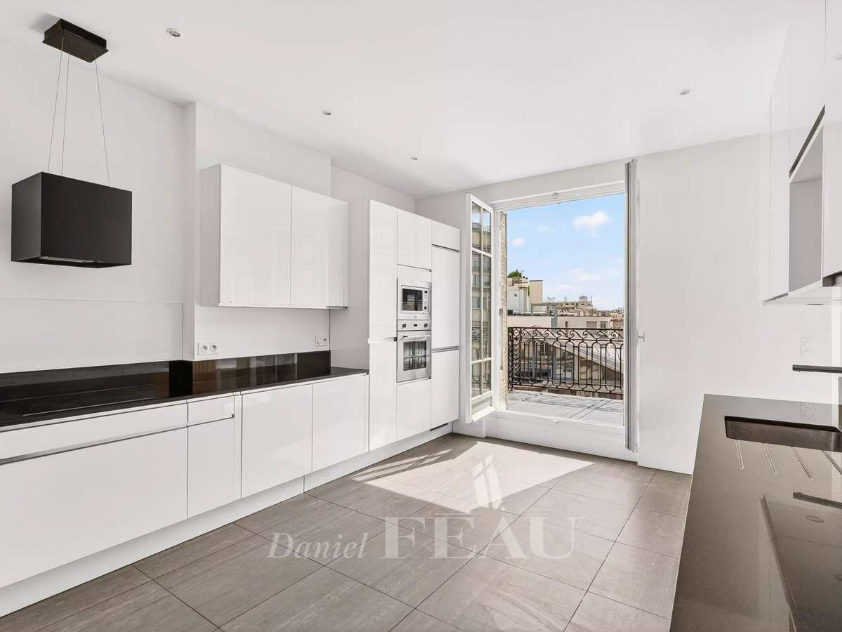 Apartment Paris 7e