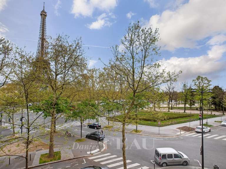Appartement Paris 7e - 3 chambres - 137m²