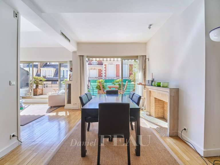 Appartement Paris 7e - 1 chambre - 73m²