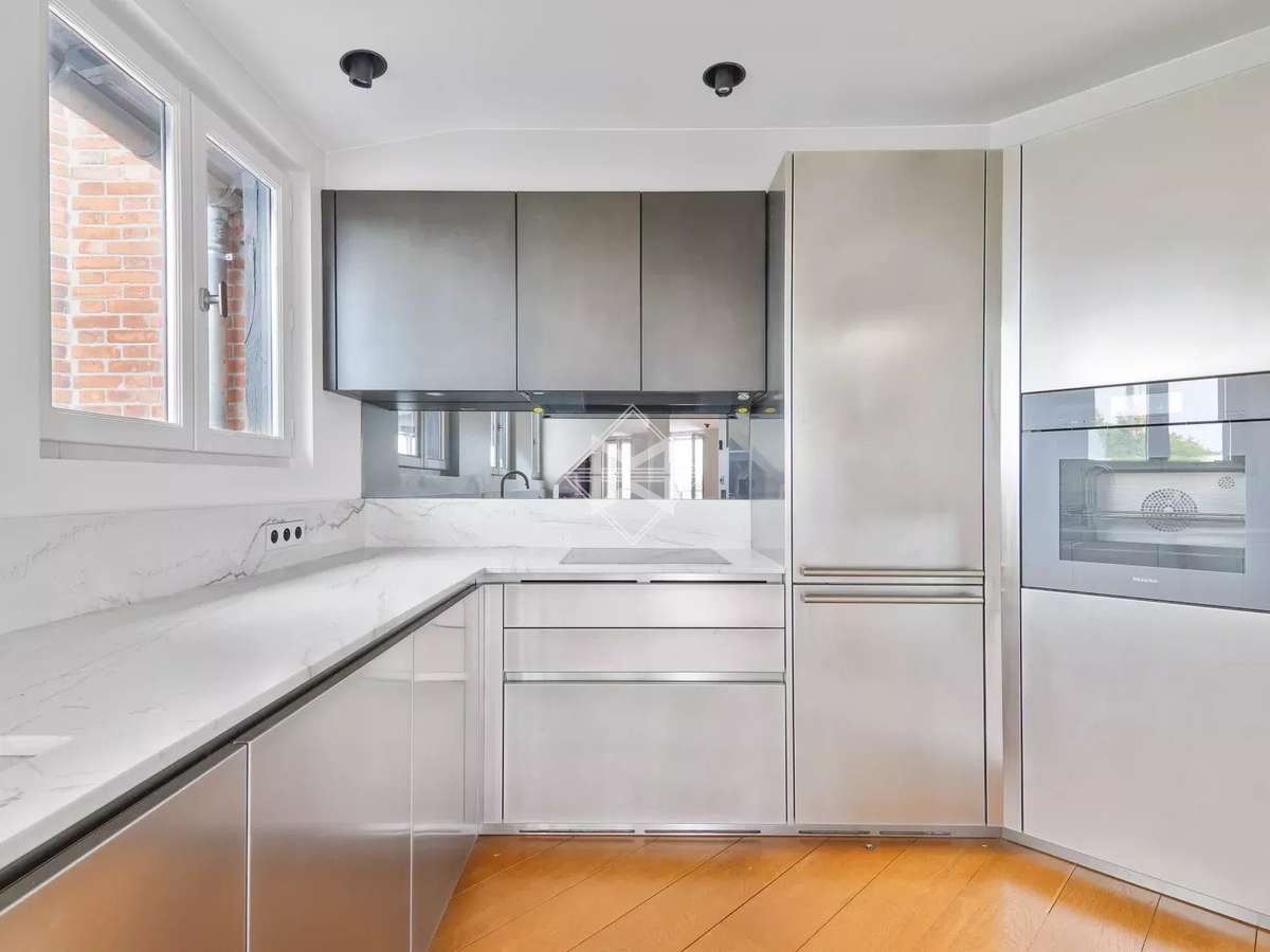 Apartment Paris 7e