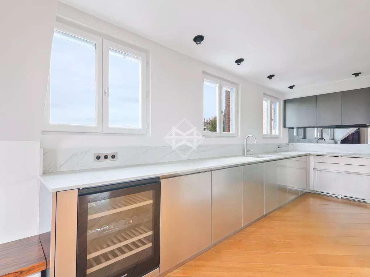 Apartment Paris 7e