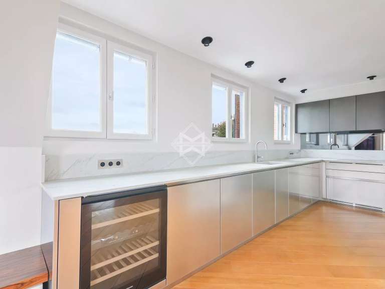 Apartment Paris 7e - 1 bedroom - 100m²