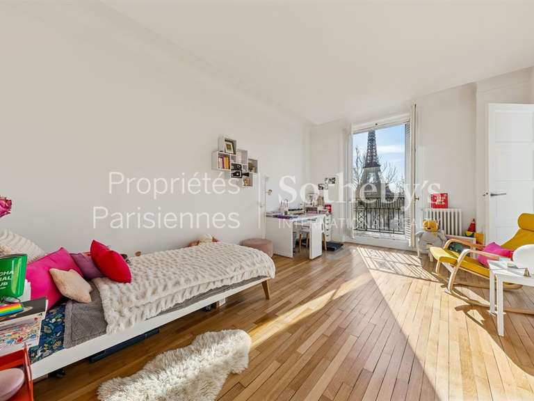 Appartement Paris 7e - 3 chambres - 200m²