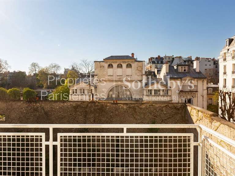 Appartement Paris 7e - 2 chambres - 85m²