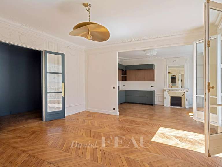 Appartement Paris 7e - 5 chambres - 193m²