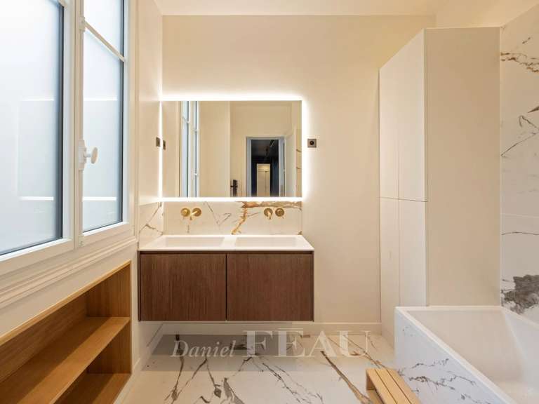 Appartement Paris 7e - 5 chambres - 193m²