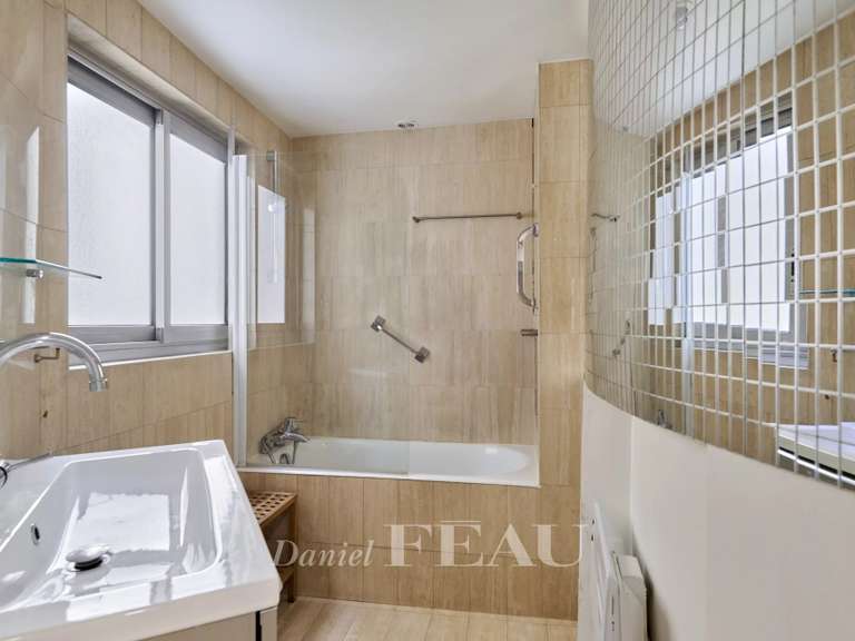 Appartement Paris 7e - 1 chambre - 56m²