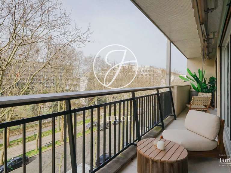 Appartement Paris 7e - 2 chambres - 93m²