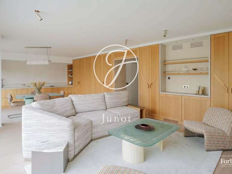 Appartement Paris 7e - 2 chambres - 93m²