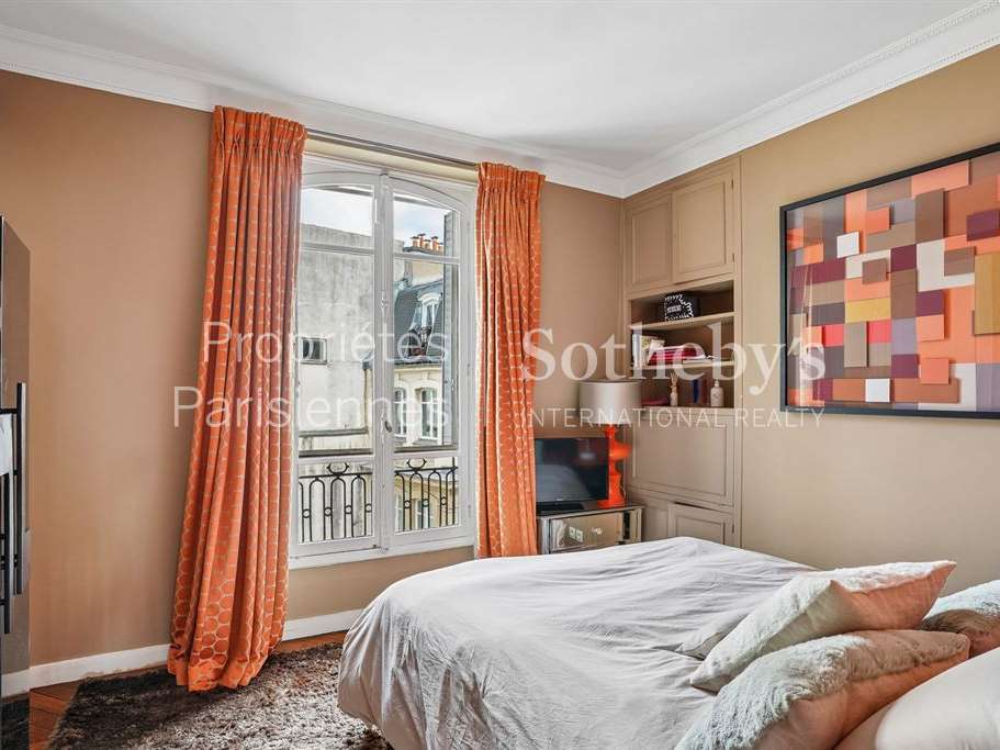 Apartment Paris 7e