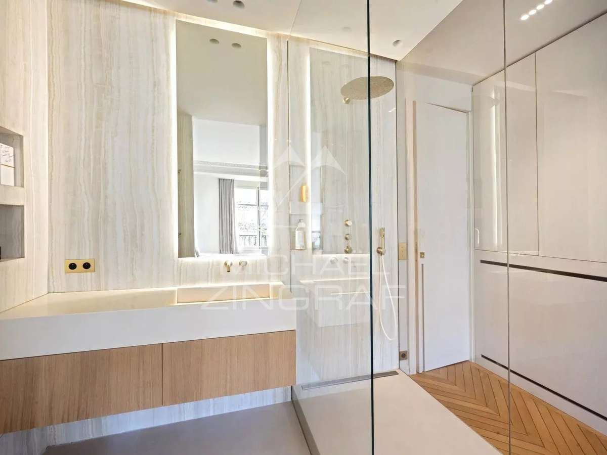 Apartment Paris 7e