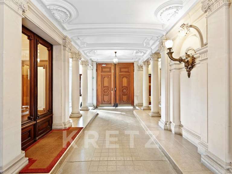 Appartement Paris 7e - 4 chambres - 208m²