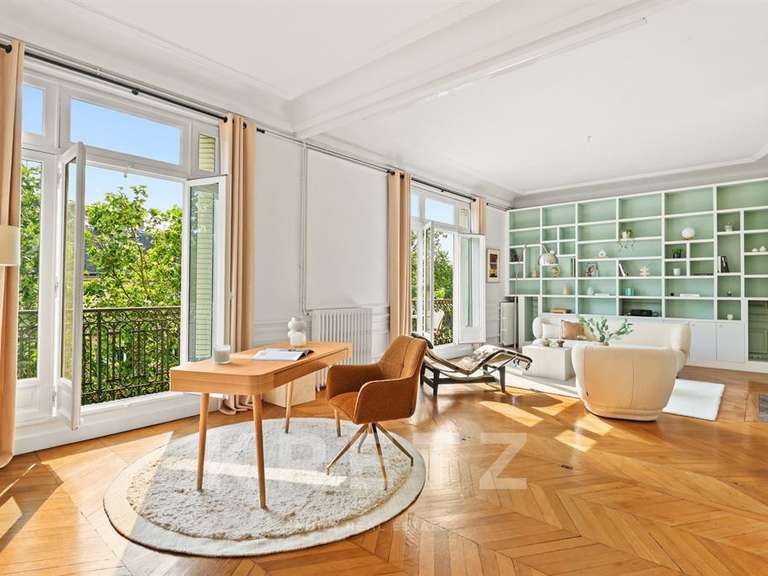 Appartement Paris 7e - 4 chambres - 208m²