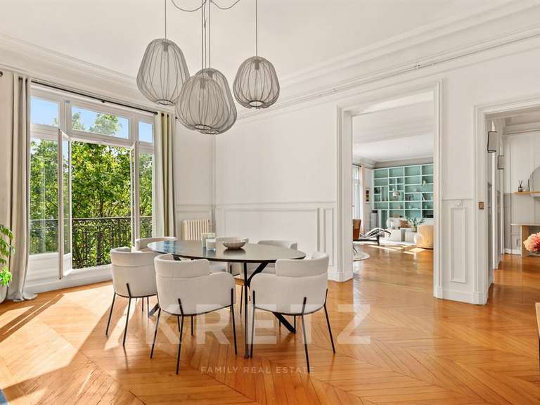 Appartement Paris 7e - 4 chambres - 208m²