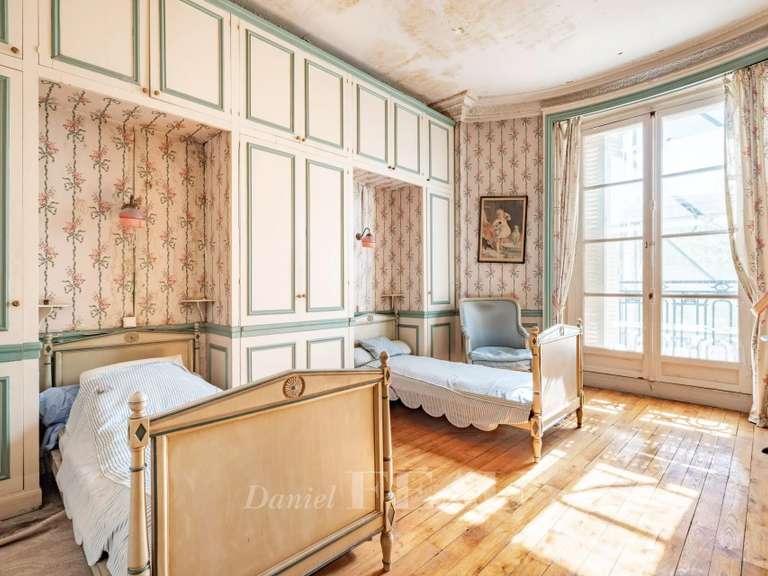 Appartement Paris 7e - 4 chambres - 207m²