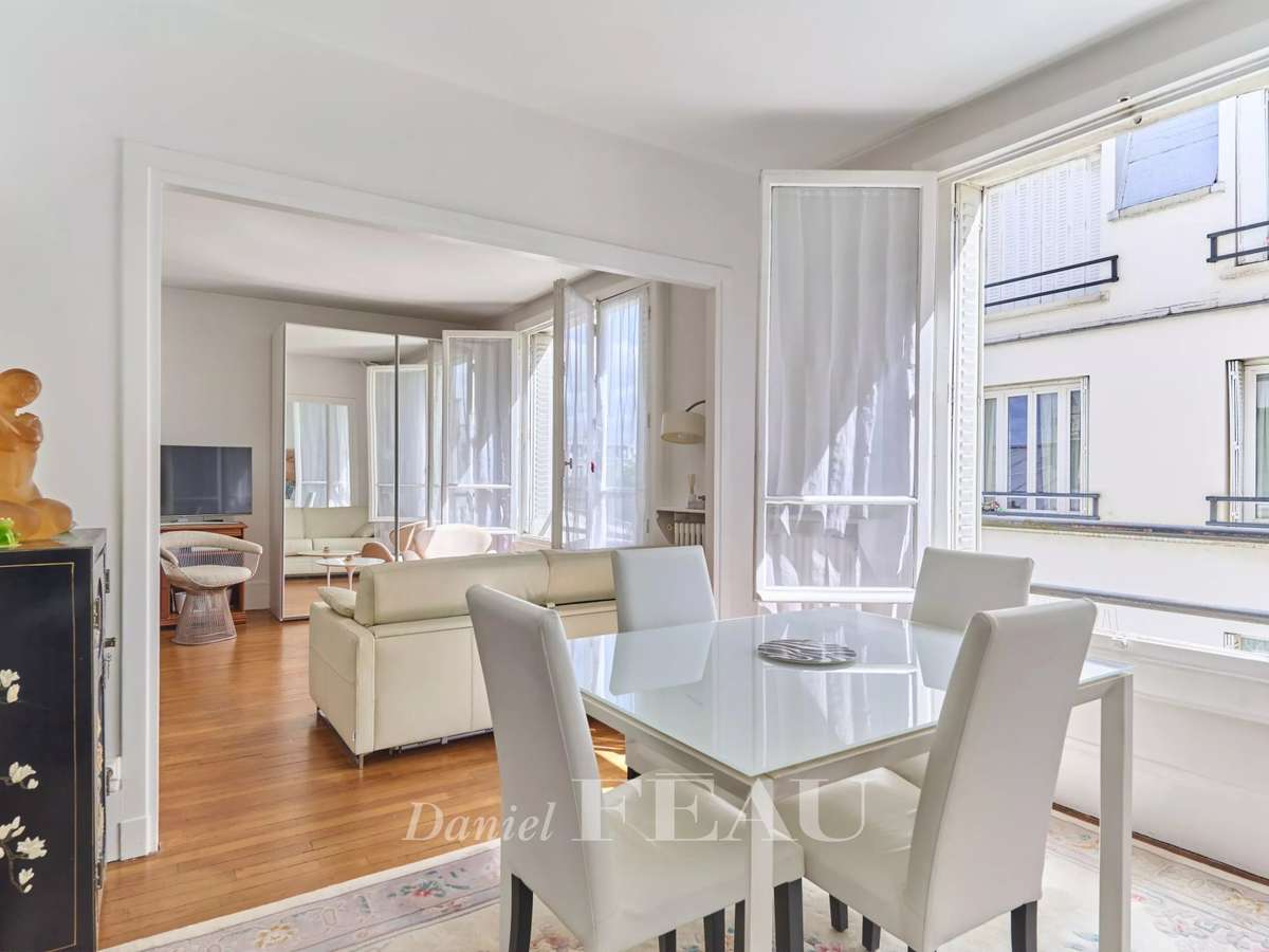 Apartment Paris 7e