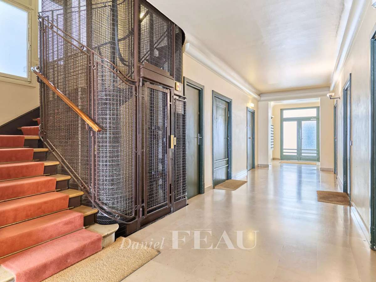 Apartment Paris 7e