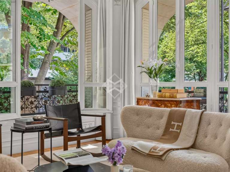 Appartement Paris 7e - 3 chambres - 124m²