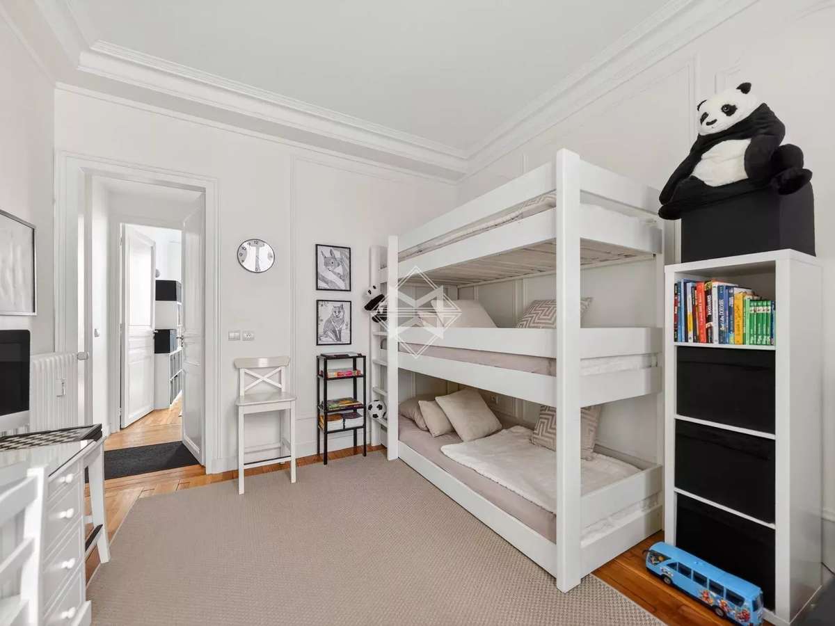Apartment Paris 7e