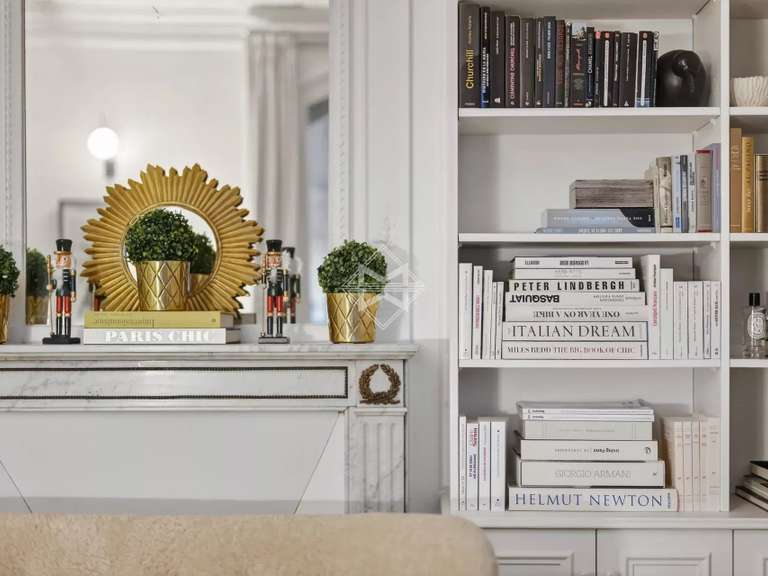 Appartement Paris 7e - 3 chambres - 124m²