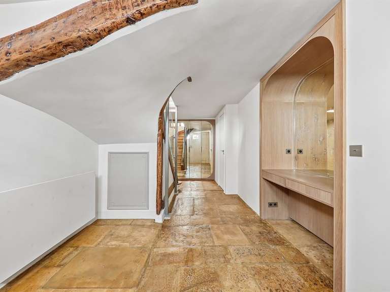 Appartement Paris 7e - 2 chambres - 84m²