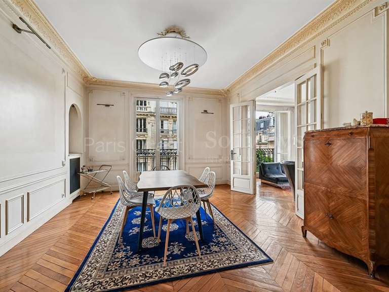 Appartement Paris 7e - 3 chambres - 167m²