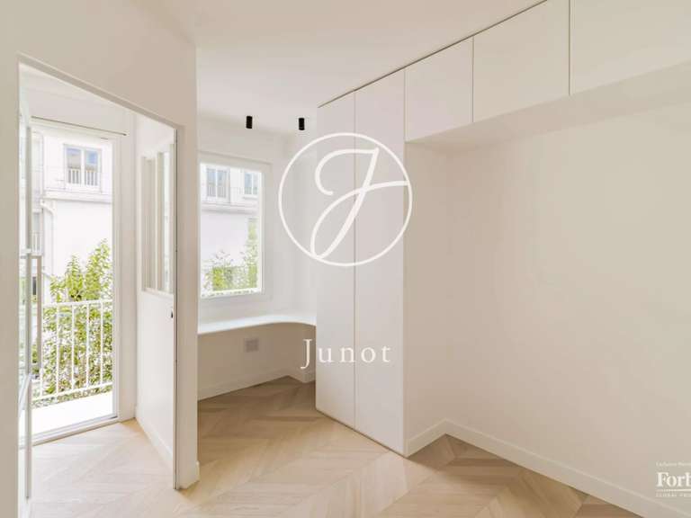 Appartement Paris 7e - 32m²