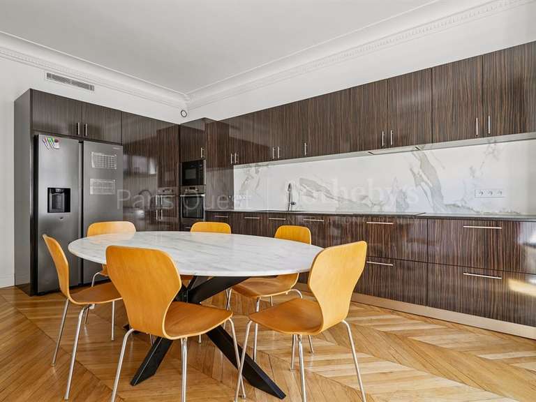 Appartement Paris 7e - 3 chambres - 180m²